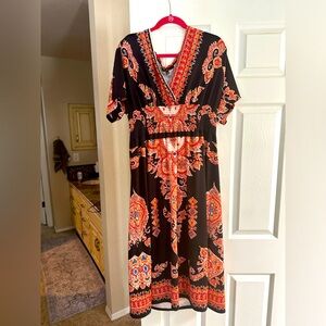 Women’s dress.  XL. Calessa